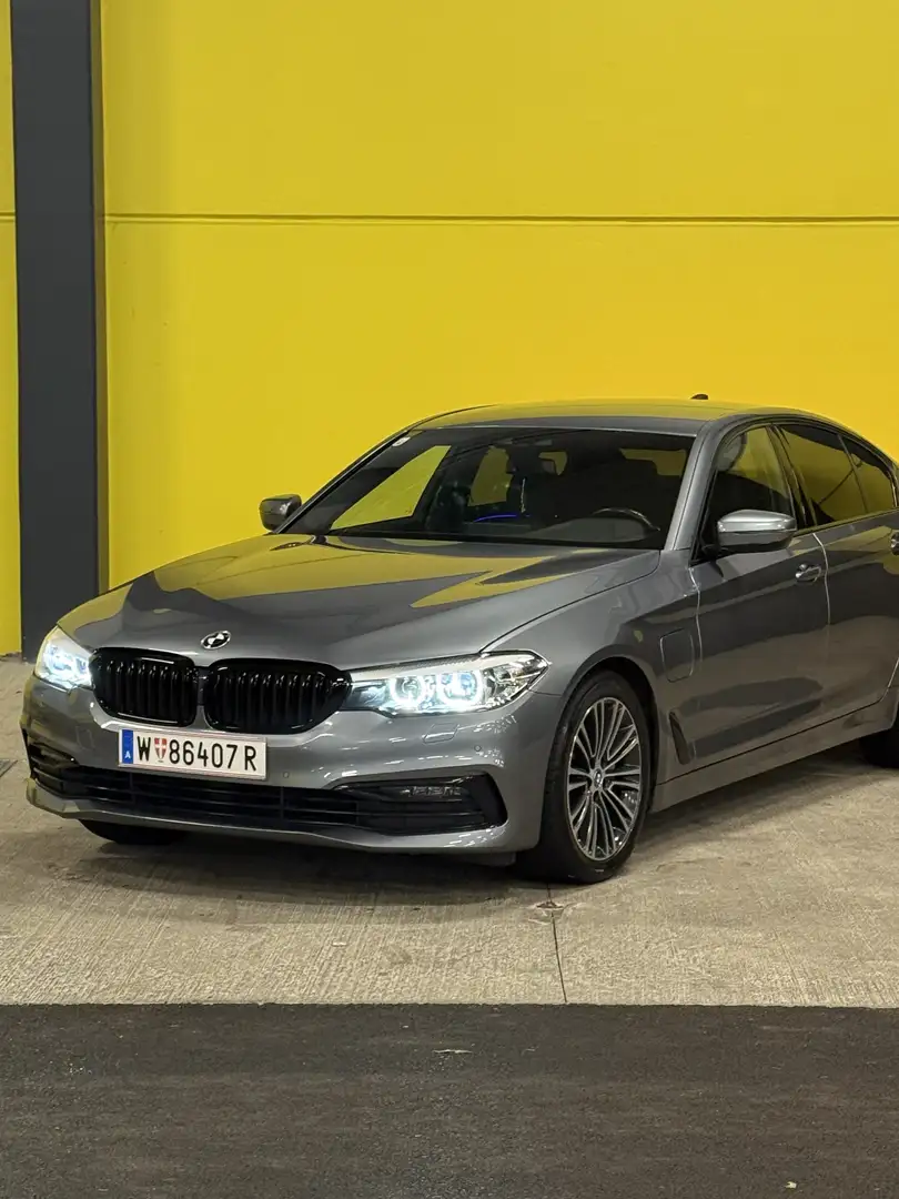 BMW 530 530e PHEV iPerformance - 1