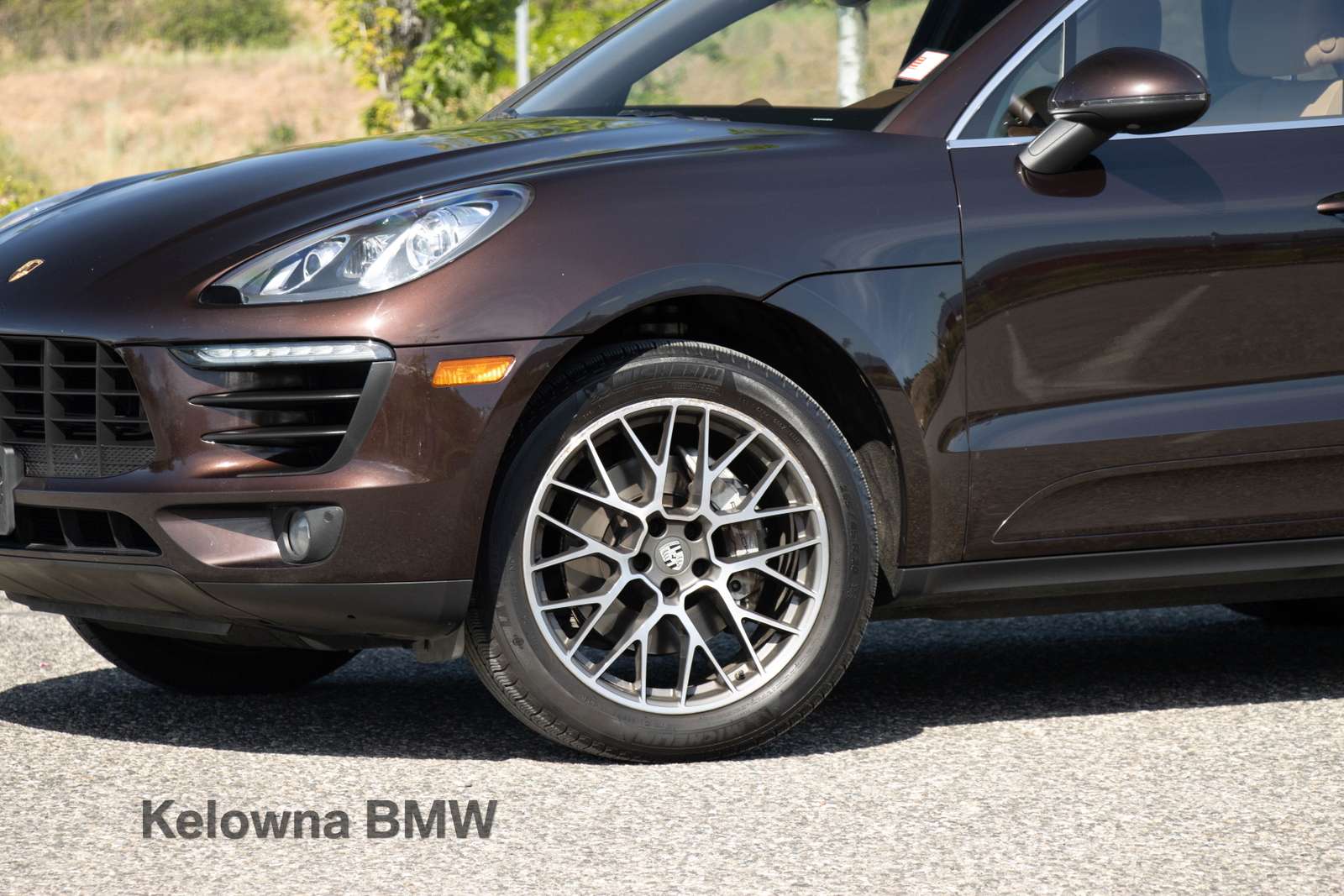2016 Porsche Macan S Original Owner, No accidents alt 2