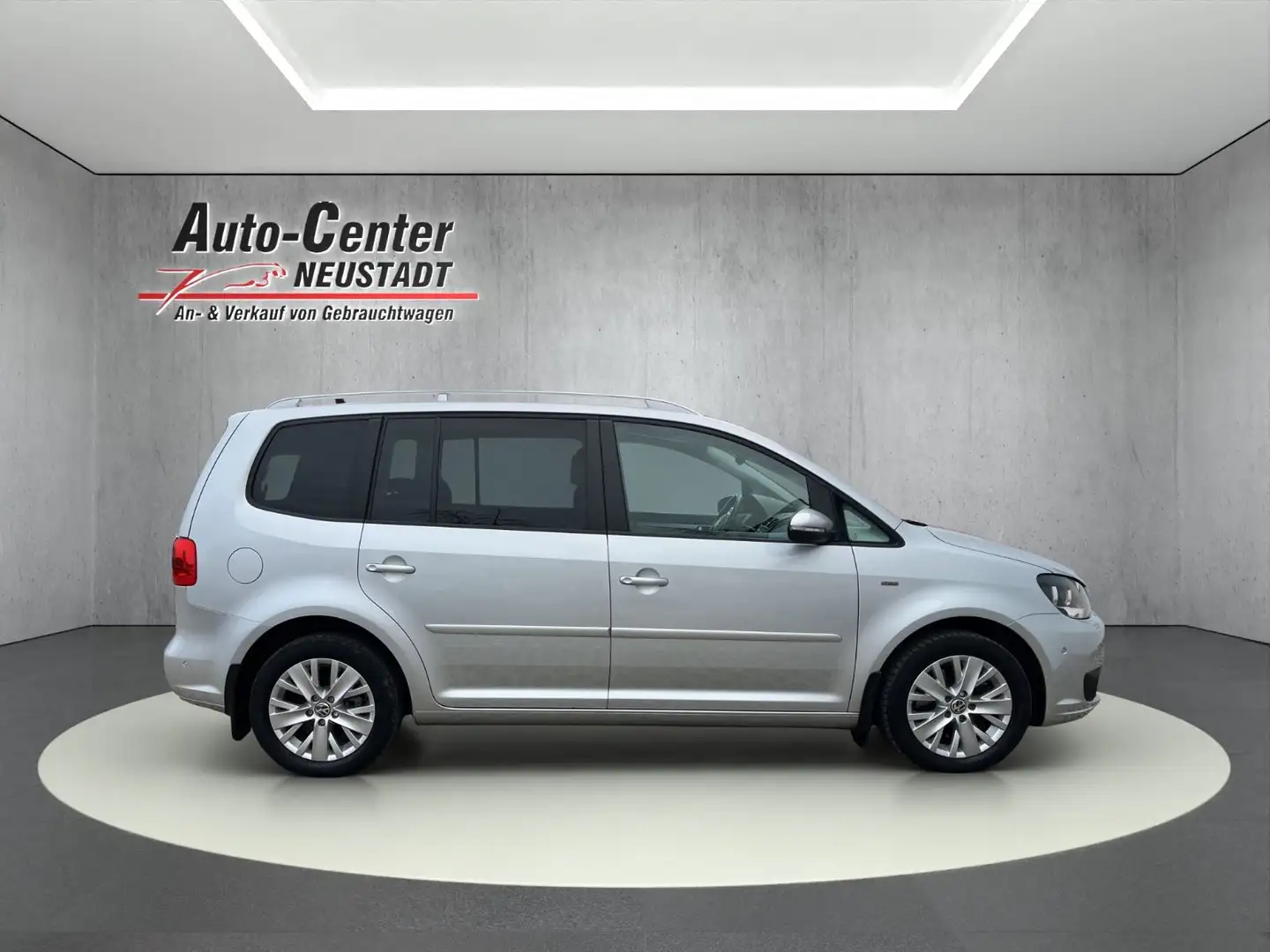 Volkswagen Touran Life PDC/NAVI/SHZ/KLIMAA Silver - 2