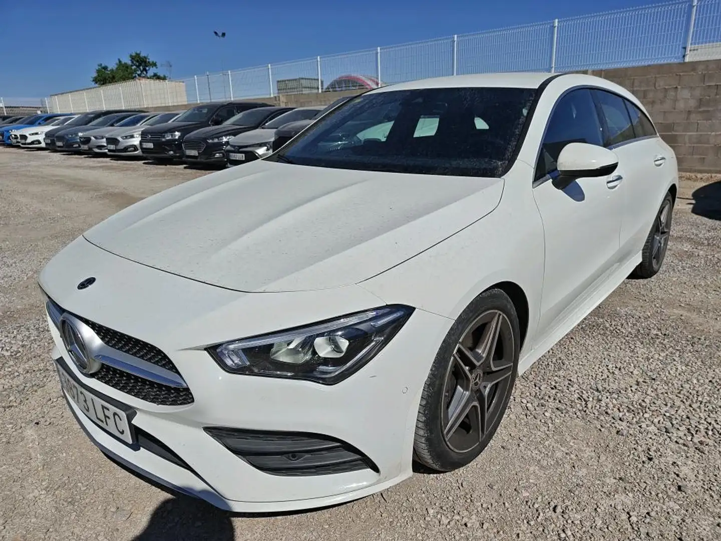 Mercedes-Benz CLA 200 Shooting Brake AMG NACIONAL Blanco - 1