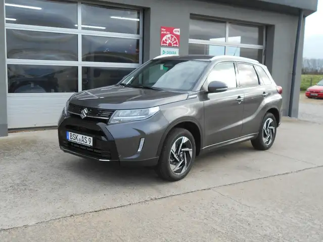 Suzuki Vitara 1.4 Comf.+ 4x4 Automatik Allwetterreifen