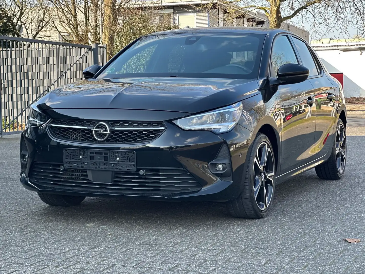 Opel Corsa F GS Line LED KAMERA AUTOMATIK TEILLEDER Negro - 1