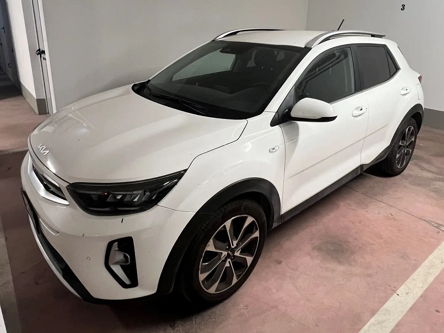 Kia Stonic Stonic 1.0 t-gdi mhev Style 100cv imt Bianco - 1