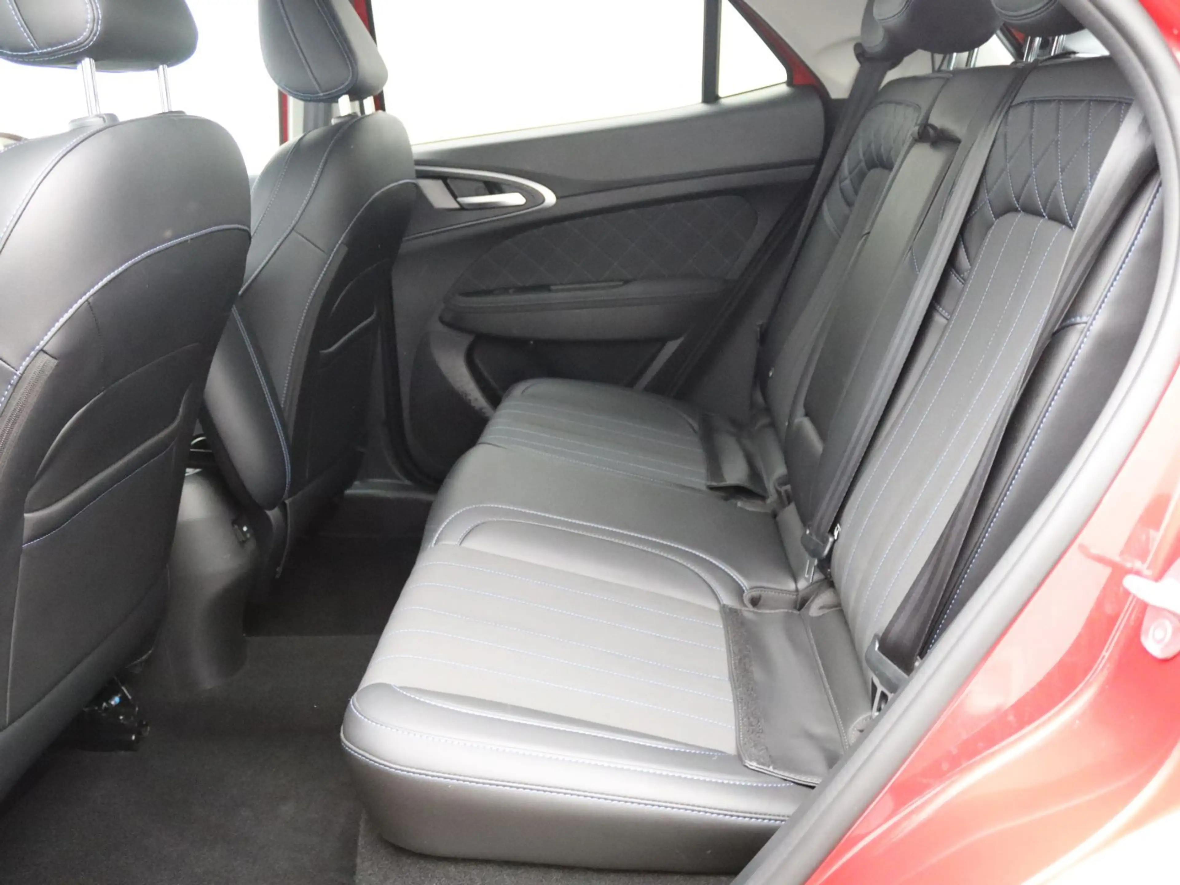 GWM ORA 03 300 Pro / Navi, CarPlay, 360°, LED — photo 8