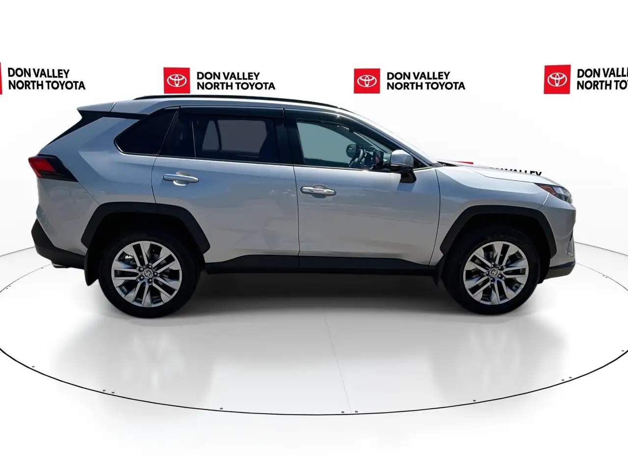 Toyota RAV 4 photo Toyota RAV 4