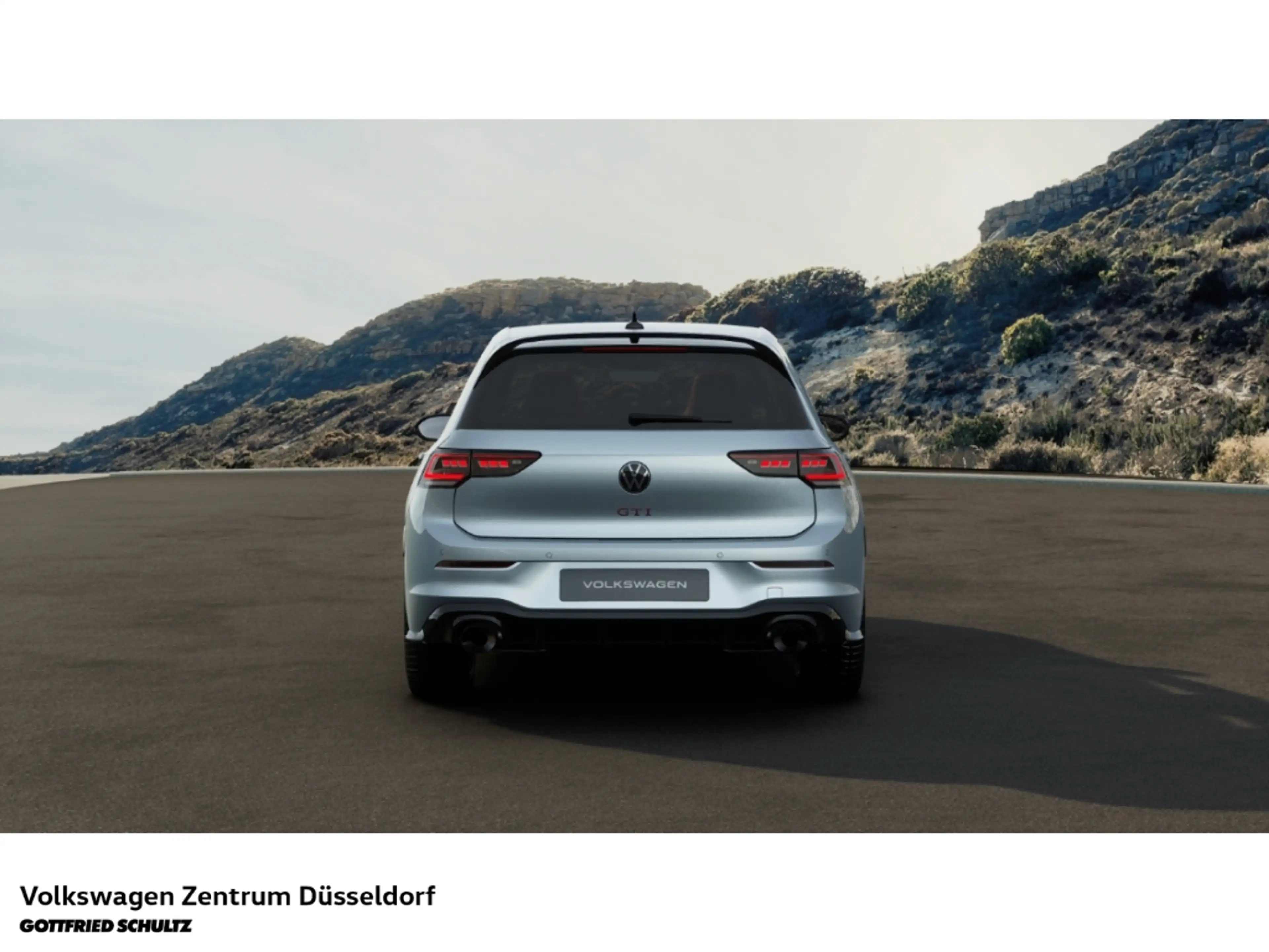 Volkswagen Golf GTI Clubsport 2 0 l TSI OPF 221 kW(300 PS) Pano/IQ. Li — photo 11