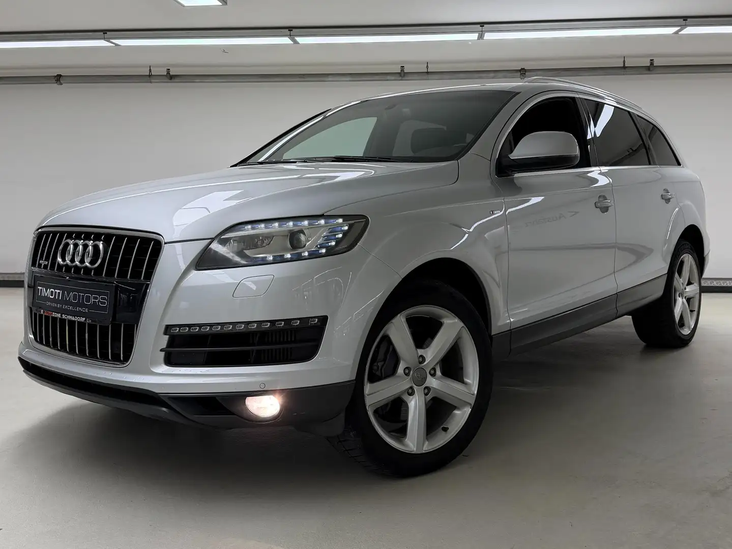 Audi Q7 3.0 TDI quattro (180kW) Grau - 1