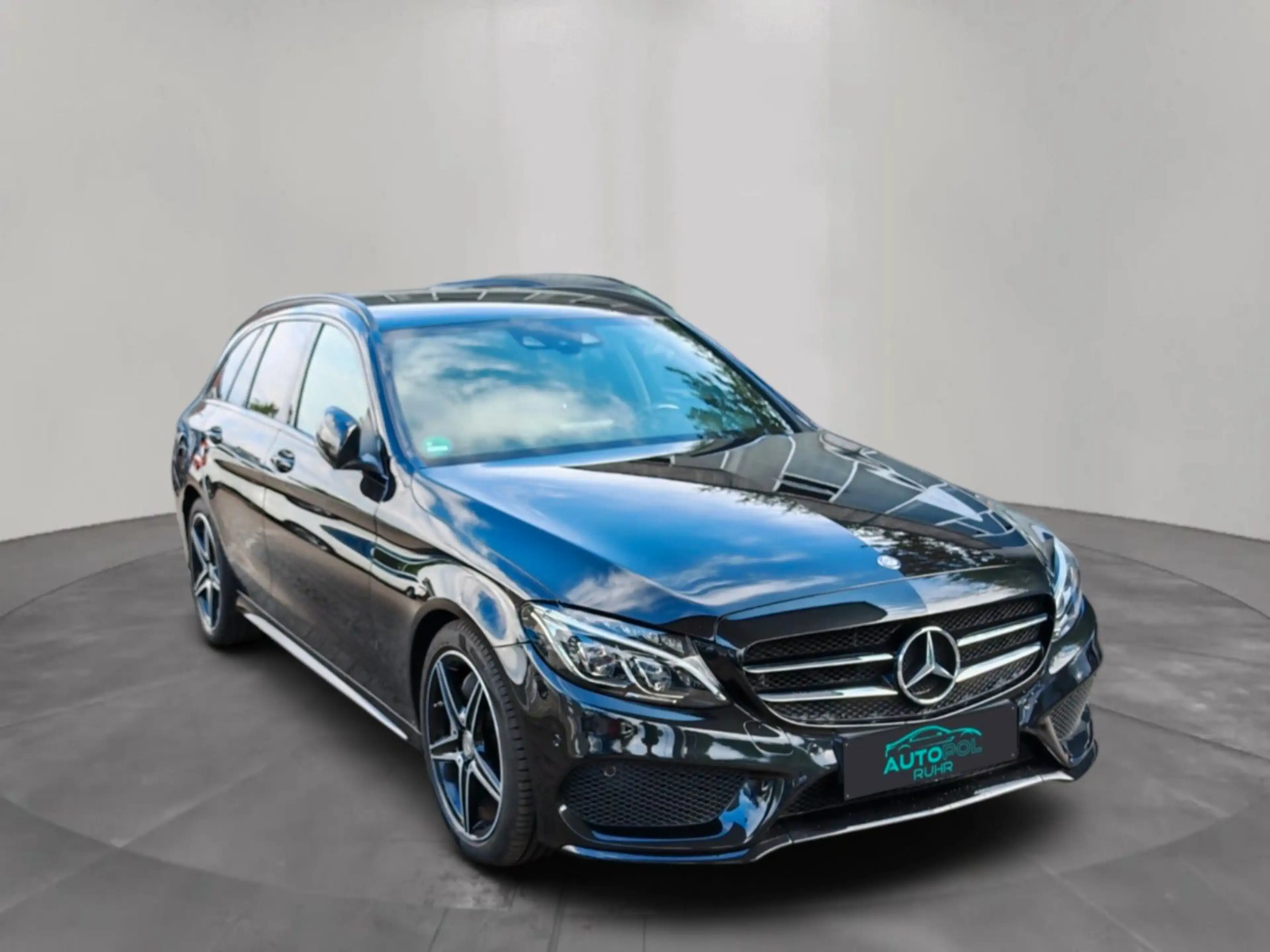 Mercedes-Benz C 250 T AMG Leder LED Ambiente Kamera Spur Navi — photo 8