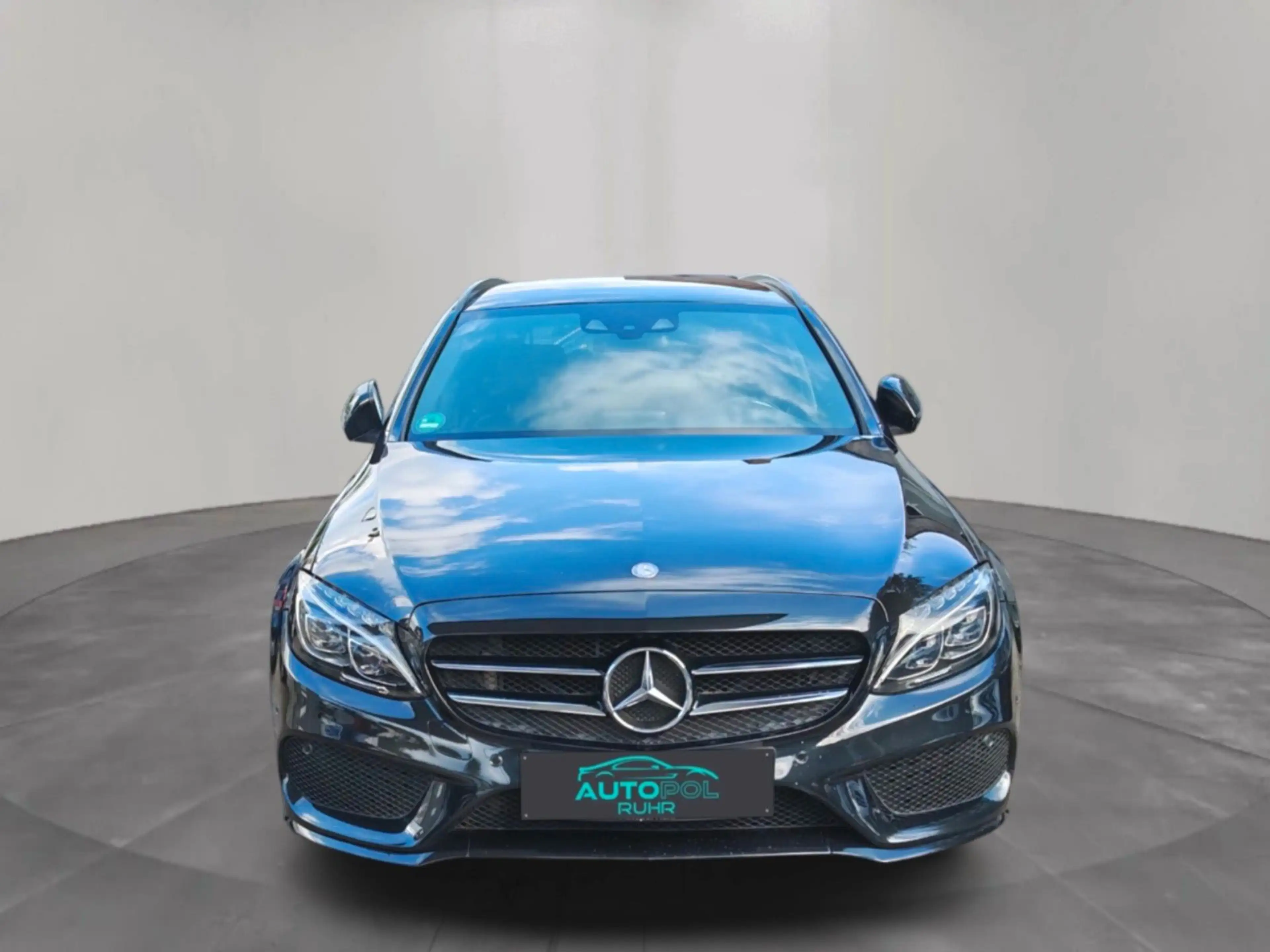 Mercedes-Benz C 250 T AMG Leder LED Ambiente Kamera Spur Navi — photo 9