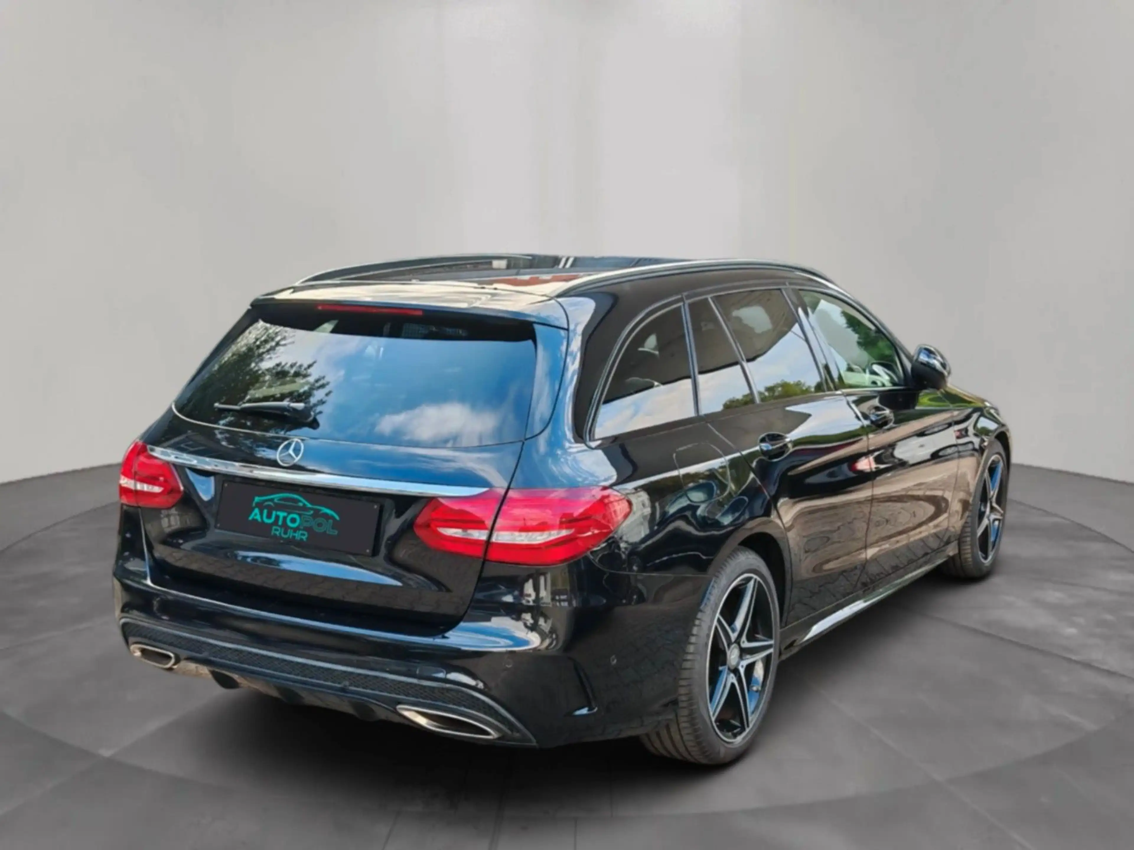 Mercedes-Benz C 250 T AMG Leder LED Ambiente Kamera Spur Navi — photo 6