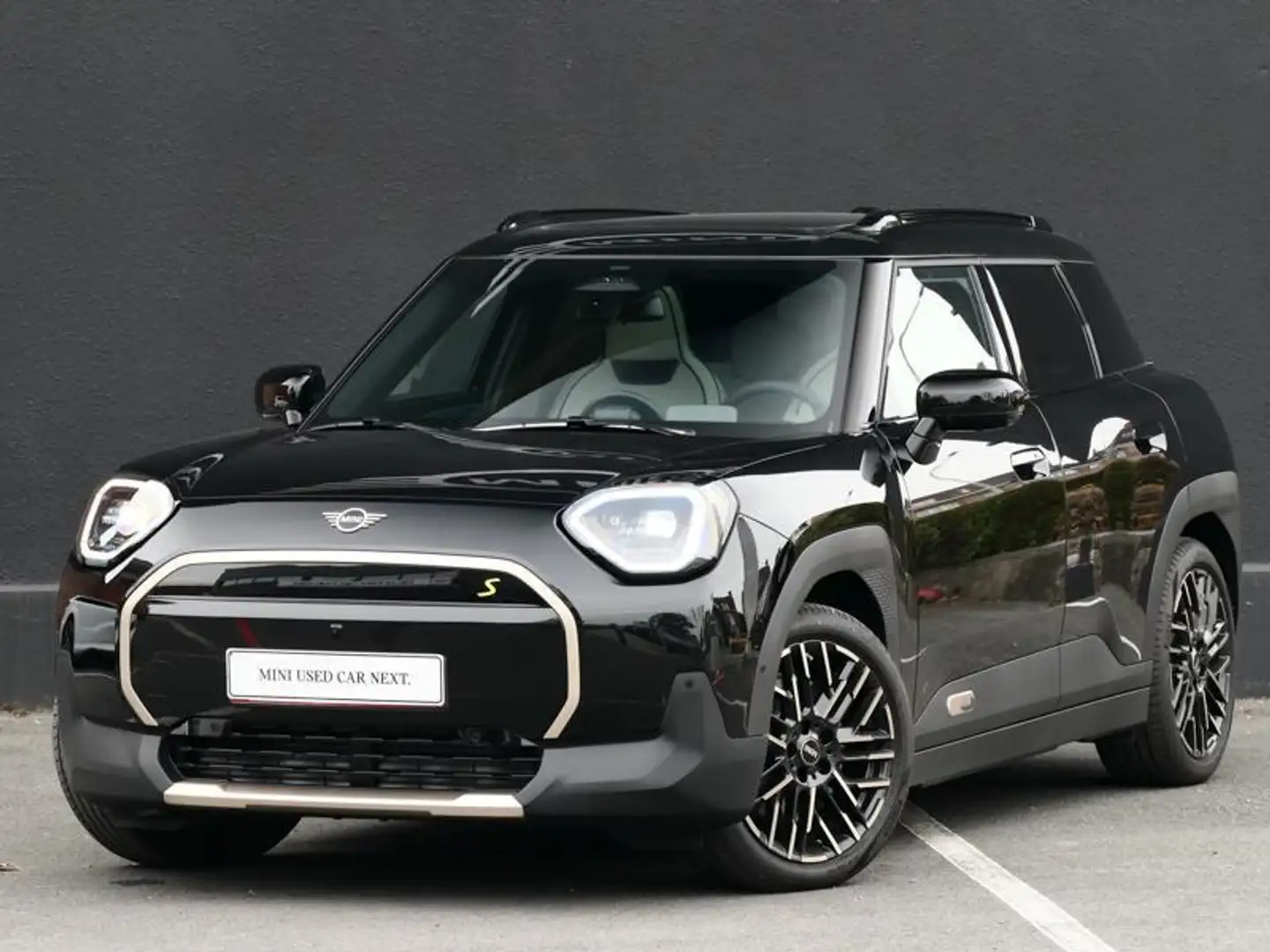 MINI Aceman TRIM FAVOURED Zwart - 1