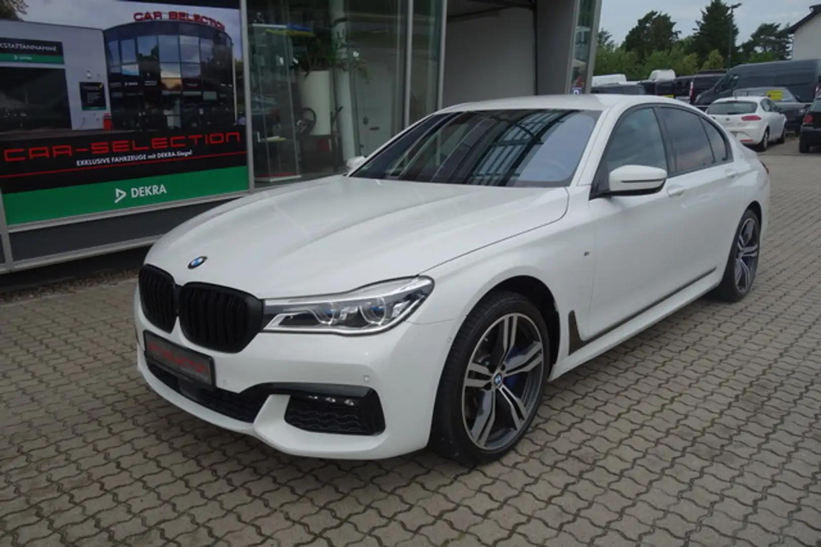 BMW 730 d xDrive M SPORT INDIVIDUAL SOFT/HEAD/STDHZG Blanc - 1