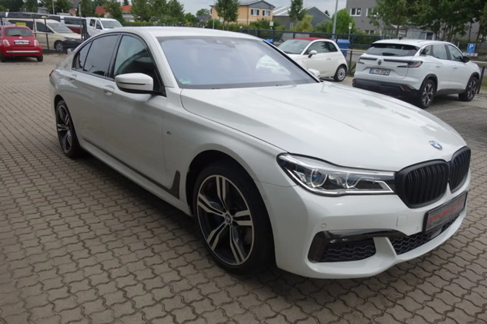 BMW 730 d xDrive M SPORT INDIVIDUAL SOFT/HEAD/STDHZG Blanc - 2