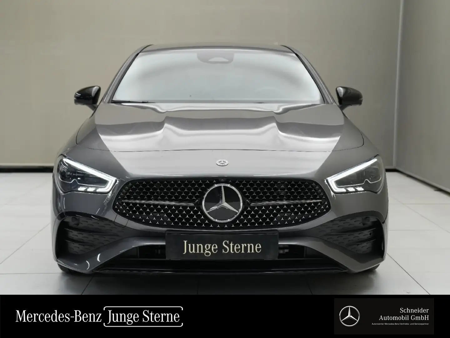 Mercedes-Benz CLA 180 d Shooting Brake AMG Line SpurW LM Gris - 1