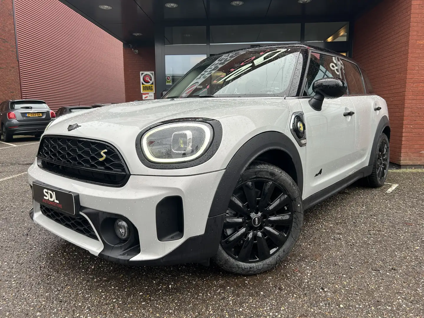 MINI Cooper SE Countryman Mini 1.5 ALL4 Classic // FULL LED // NAVI + CARPLA Blanc - 2