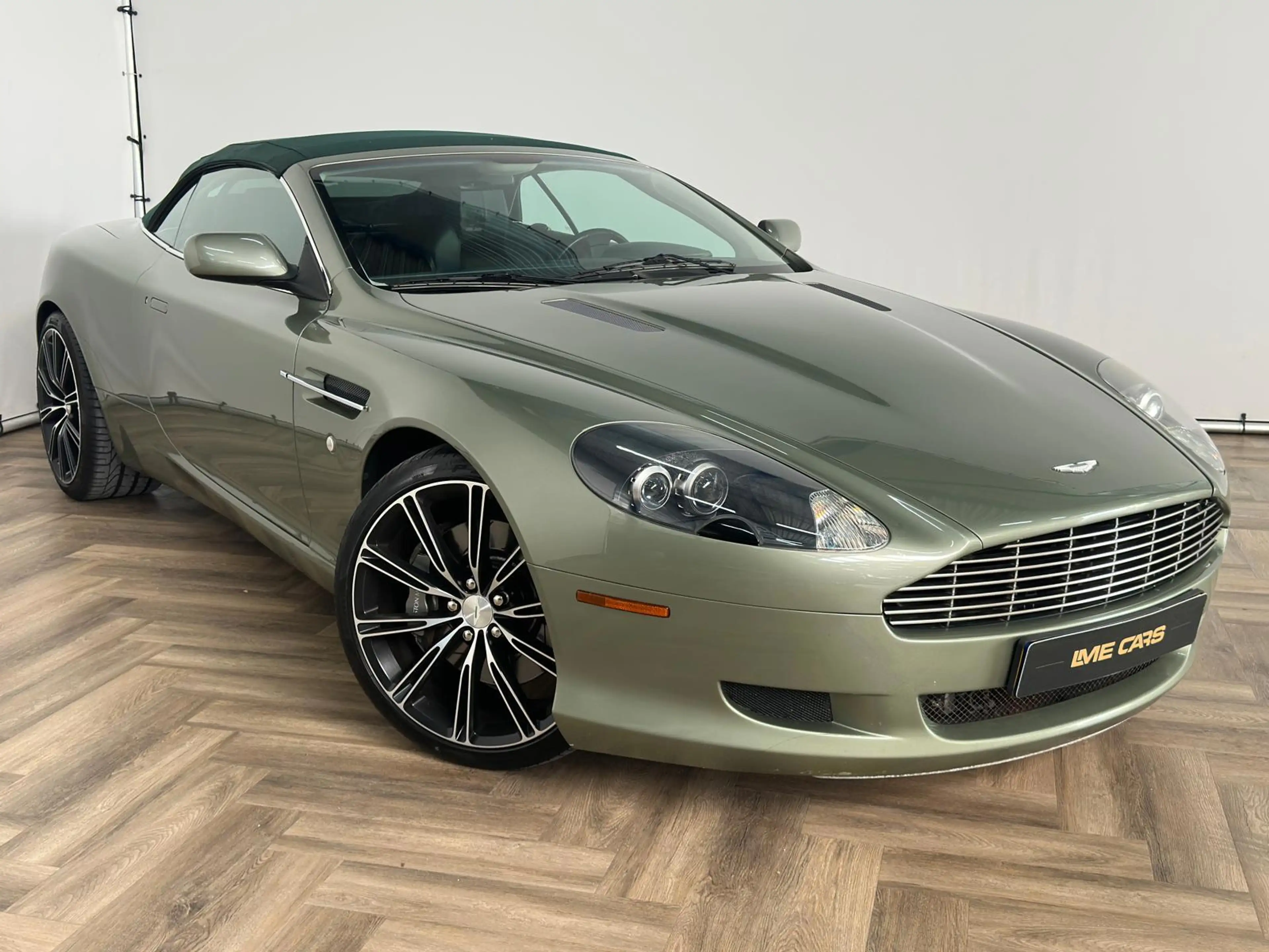 Aston Martin DB9 Volante 5.9 V12 Touchtronic|CABRIO|WEINIG KM|INRUI — photo 12