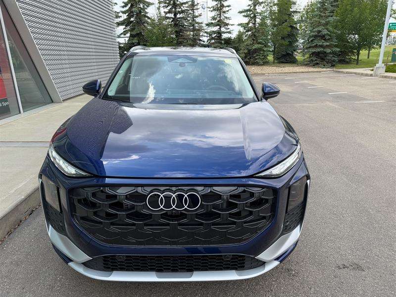 2026 Audi Q3 Technik quattro — photo 1