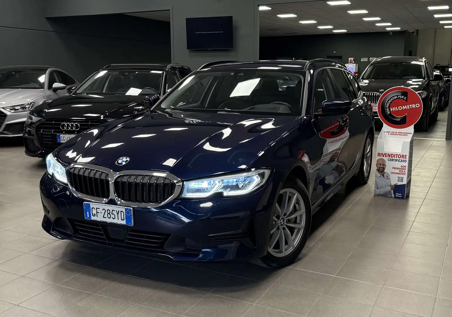 BMW 330 Touring mhev 48V xdrive Luxury fari laser Blau - 1