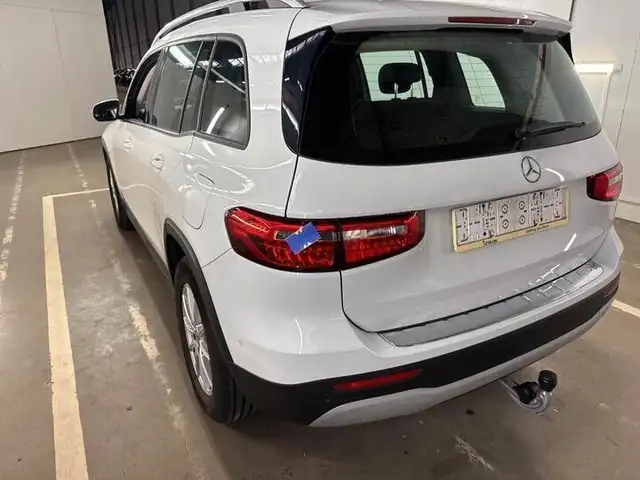 Mercedes-Benz GLB 180 d WIDE*AHK*RÜCKKAM*CARPLAY*T-LEDER*TOP