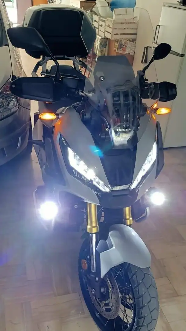 Honda X-ADV DCT Travel - 2