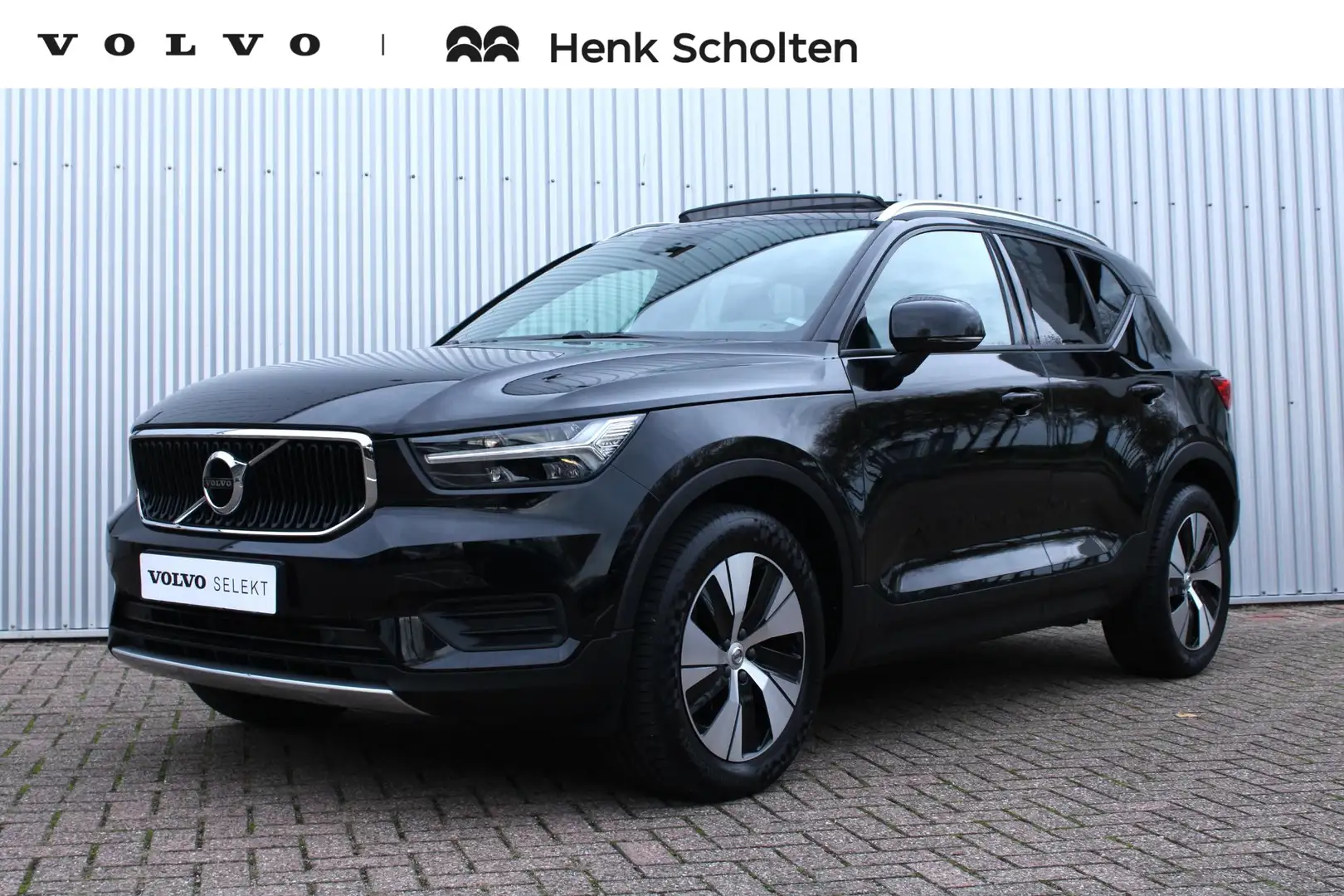 Volvo XC40 T2 Automaat Momentum Business | Panorama dak| Adap Noir - 1