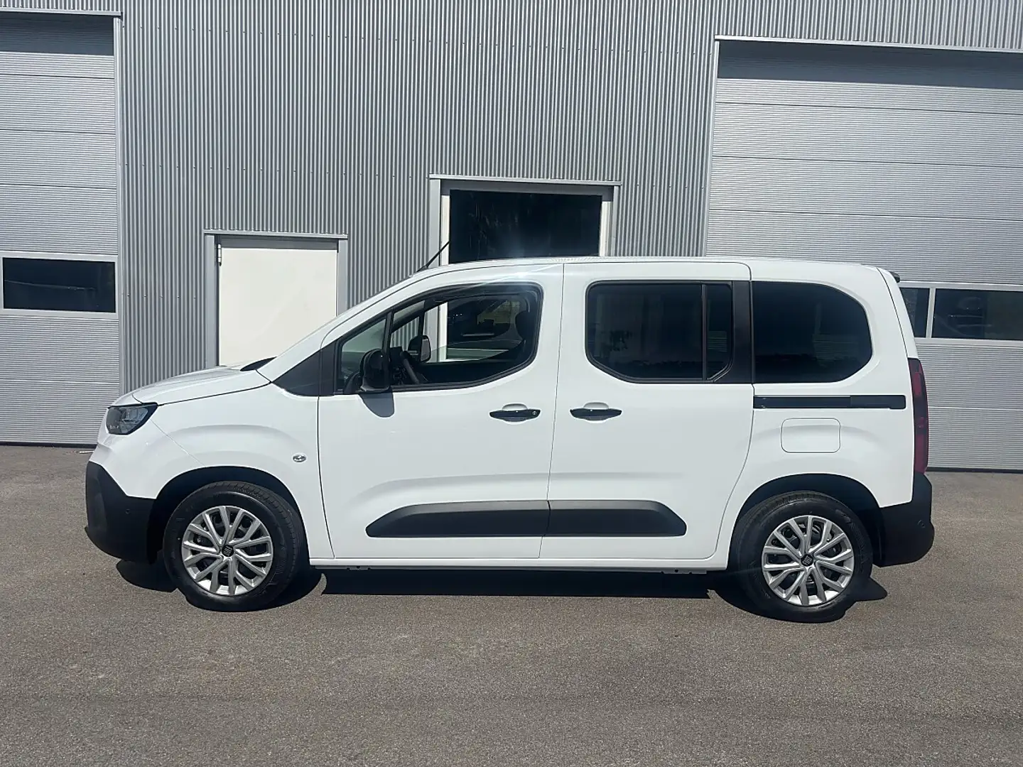 Fiat Doblo M Diesel 130 S&S Aut. Weiß - 2