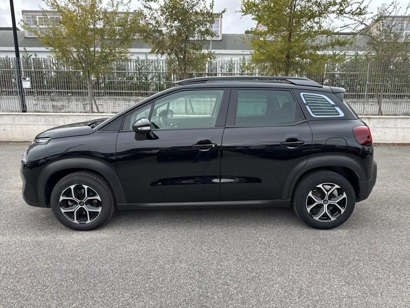 Citroen C3 Aircross PureTech 110 S&S Shine Nero - 2