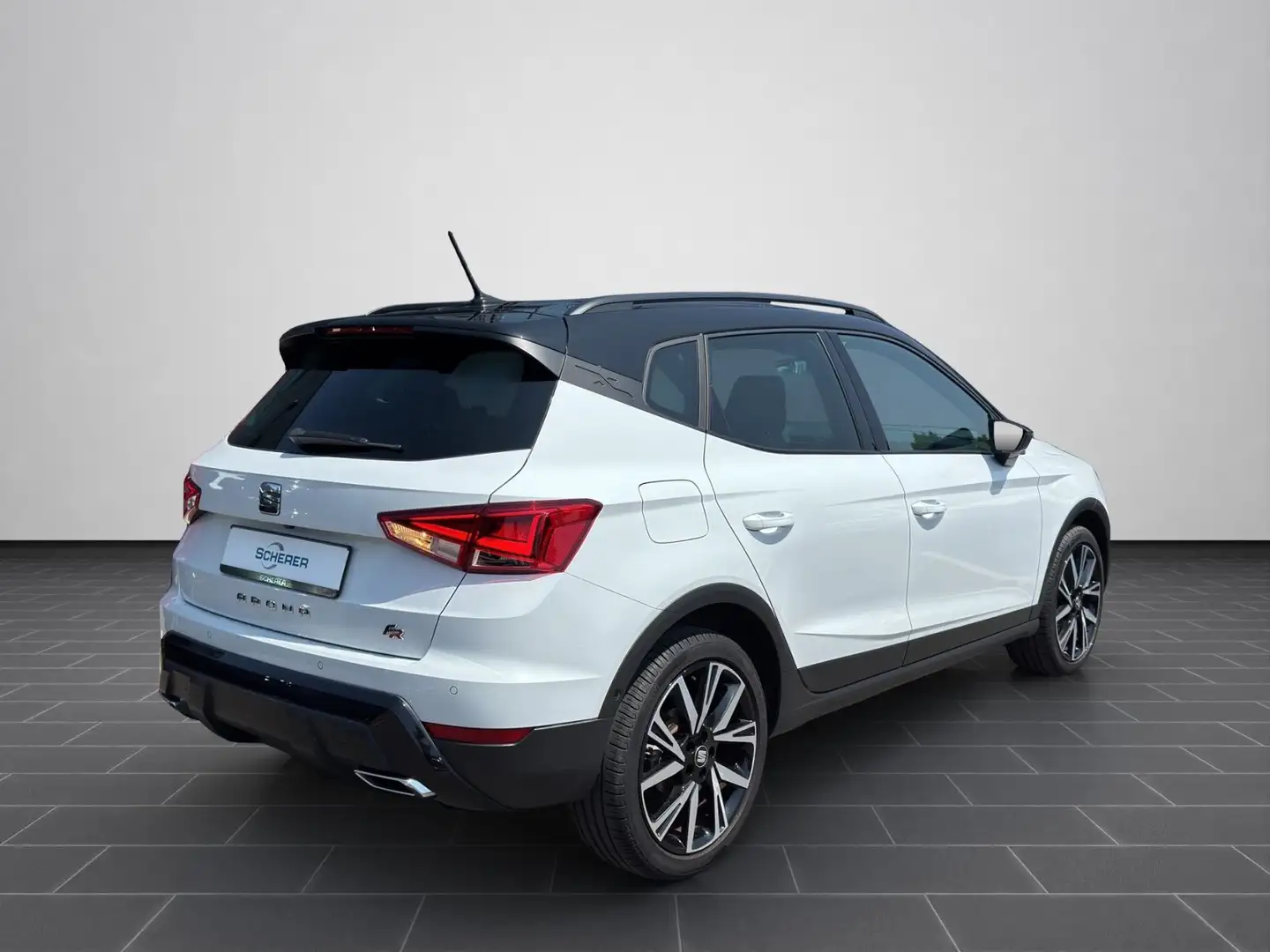 SEAT Arona 1.5 TSI DSG FR LED NAVI AHK Alb - 2