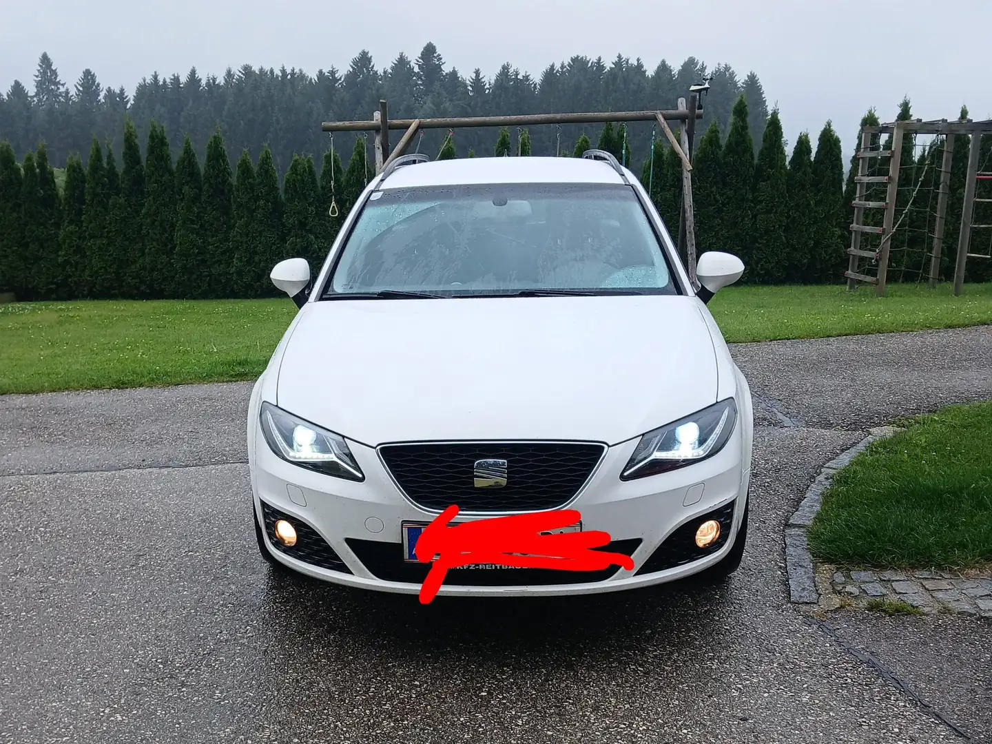 SEAT Exeo Exeo ST Reference 2,0 TDI CR Reference Weiß - 1