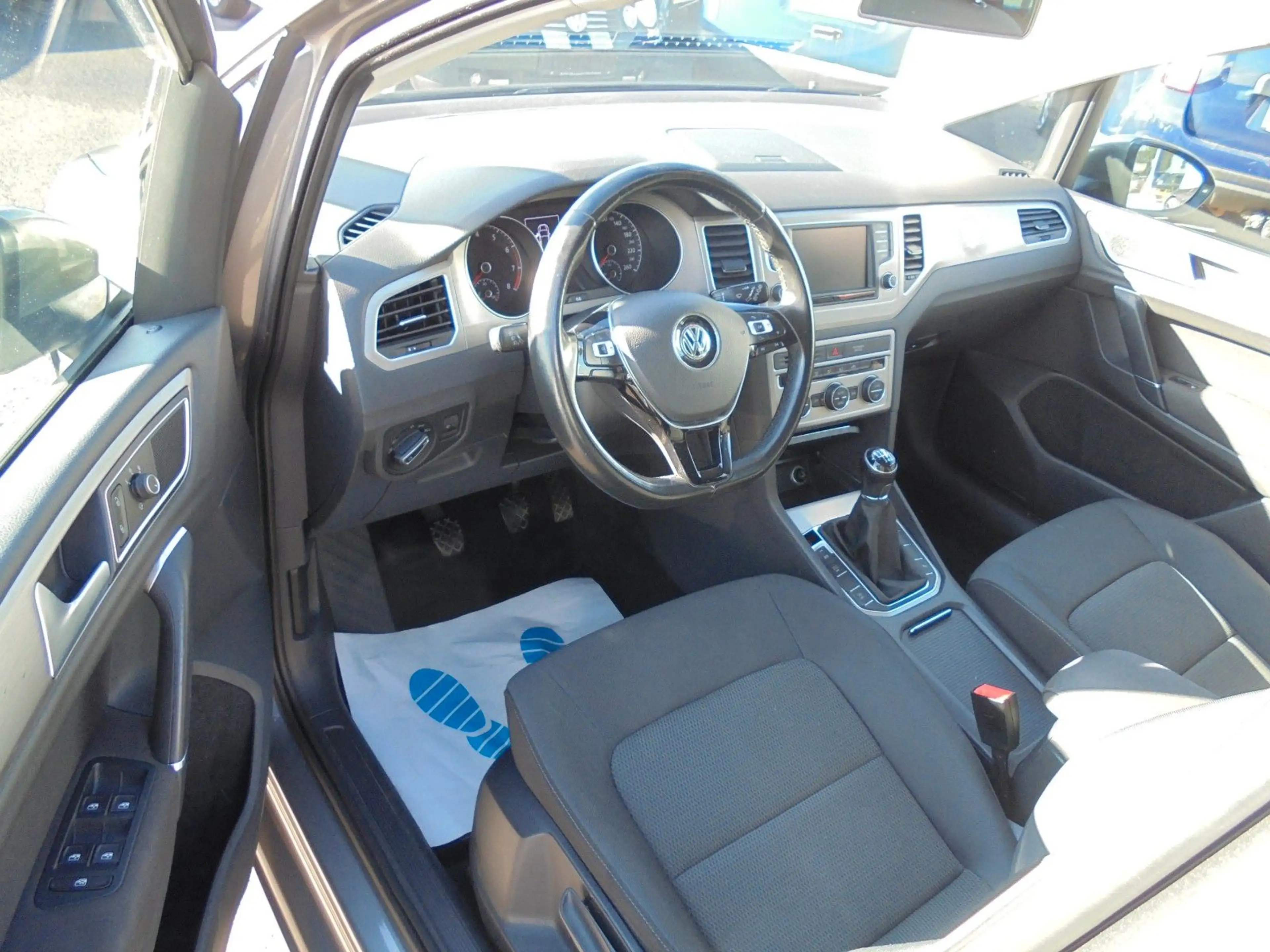 Volkswagen Golf Sportsvan VII Comfortline BMT/Start-Stopp — photo 12