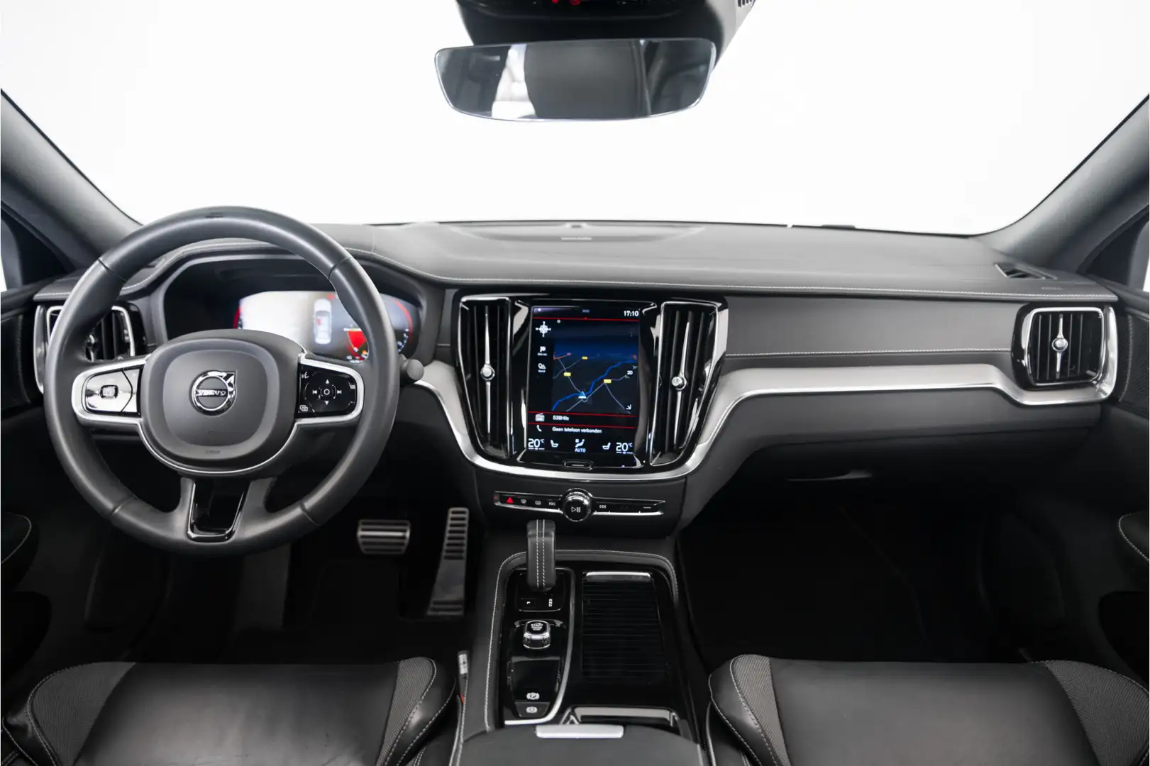 Volvo S60 2.0 Recharge T6 AWD R-Design Panoramadak Alb - 2