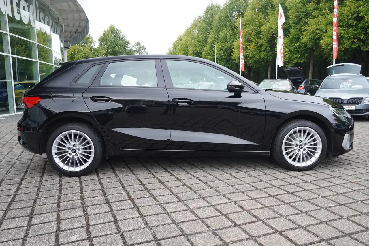 Audi A3 Sportback 1.4 eTFSI LED Navi AHK Klimaaut., миниатюра 4