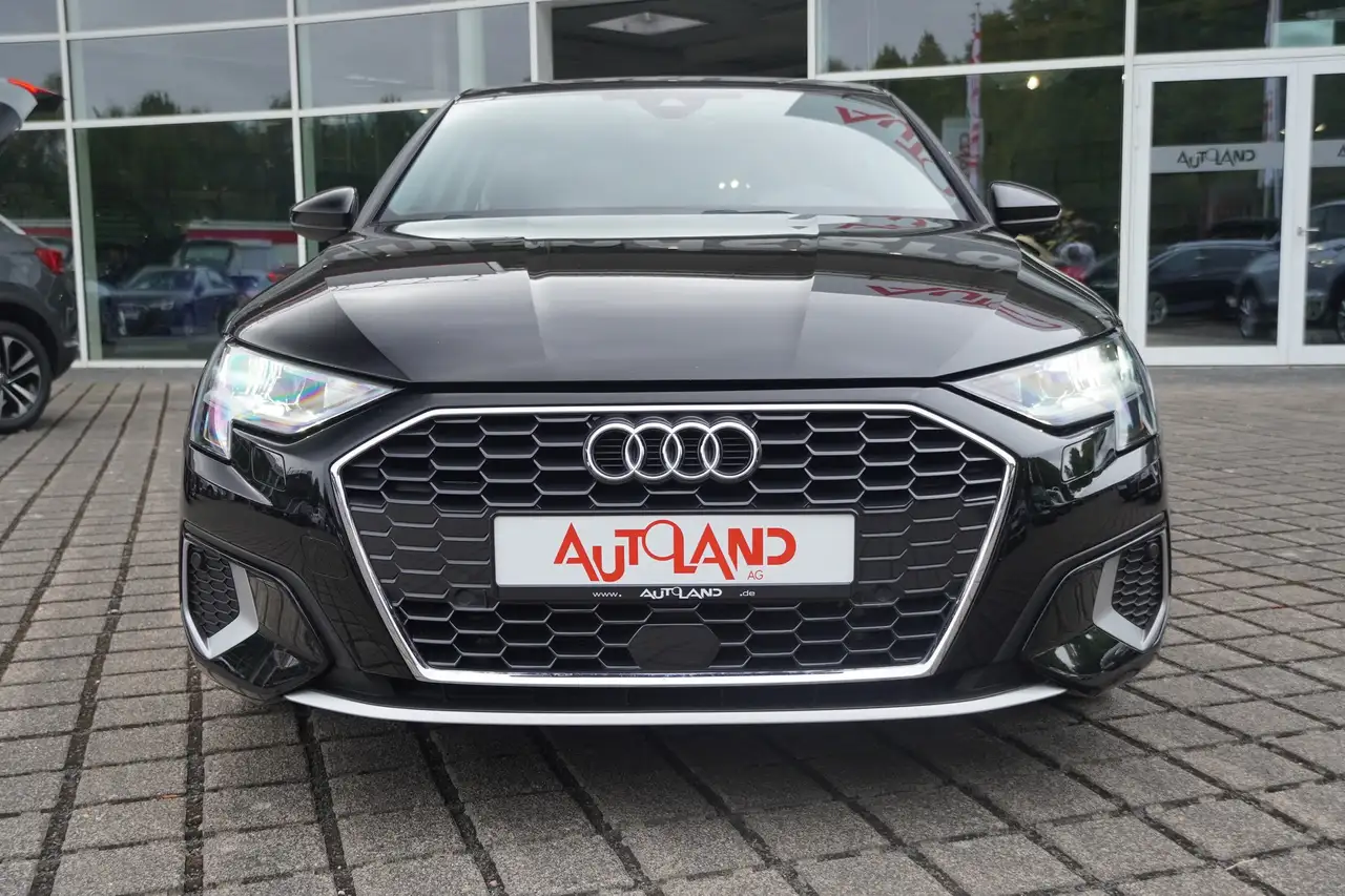 Audi A3 Sportback 1.4 eTFSI LED Navi AHK Klimaaut., миниатюра 2
