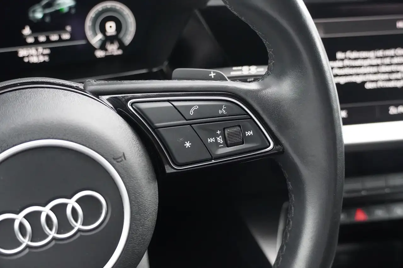 Audi A3 Sportback 1.4 eTFSI LED Navi AHK Klimaaut., миниатюра 15