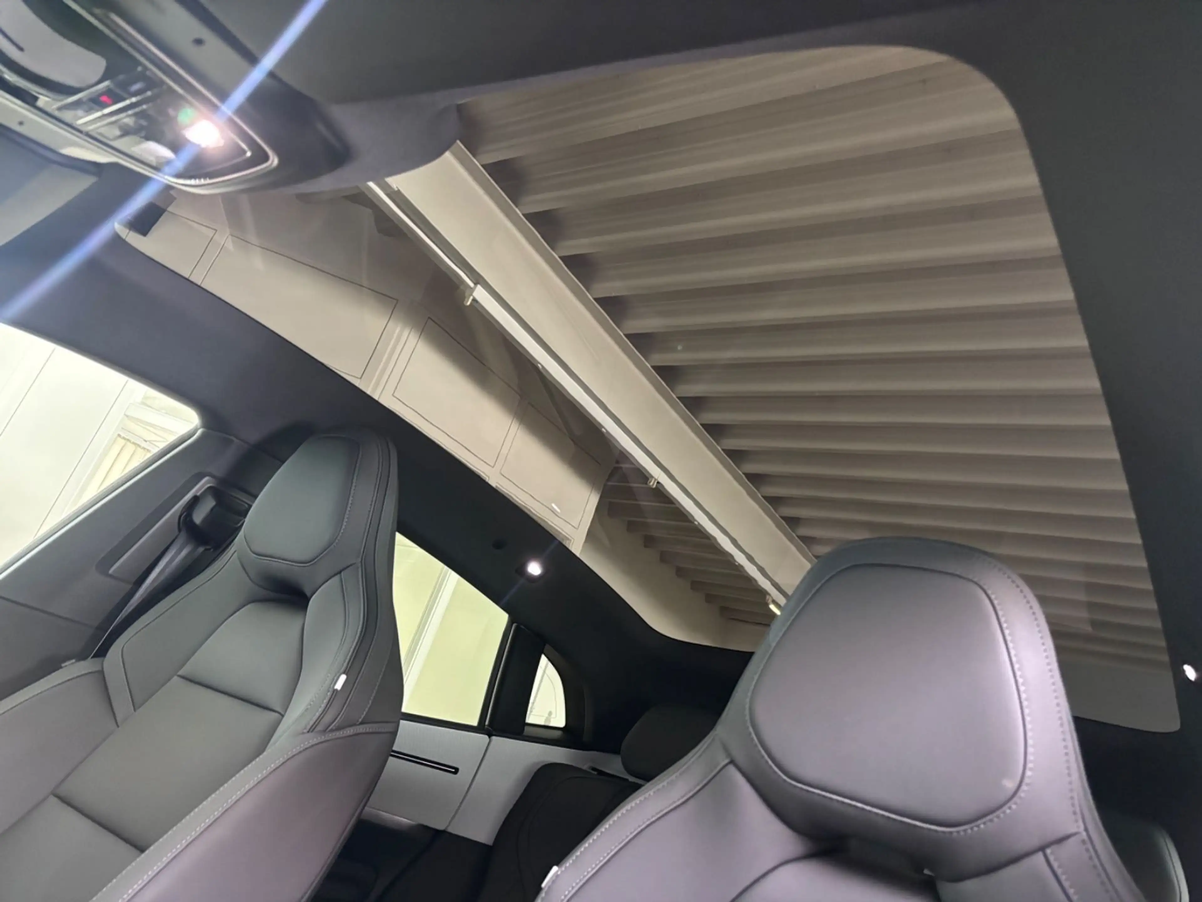 Polestar 4 Long Range Single Pilot Plus Seitenschweller — photo 15
