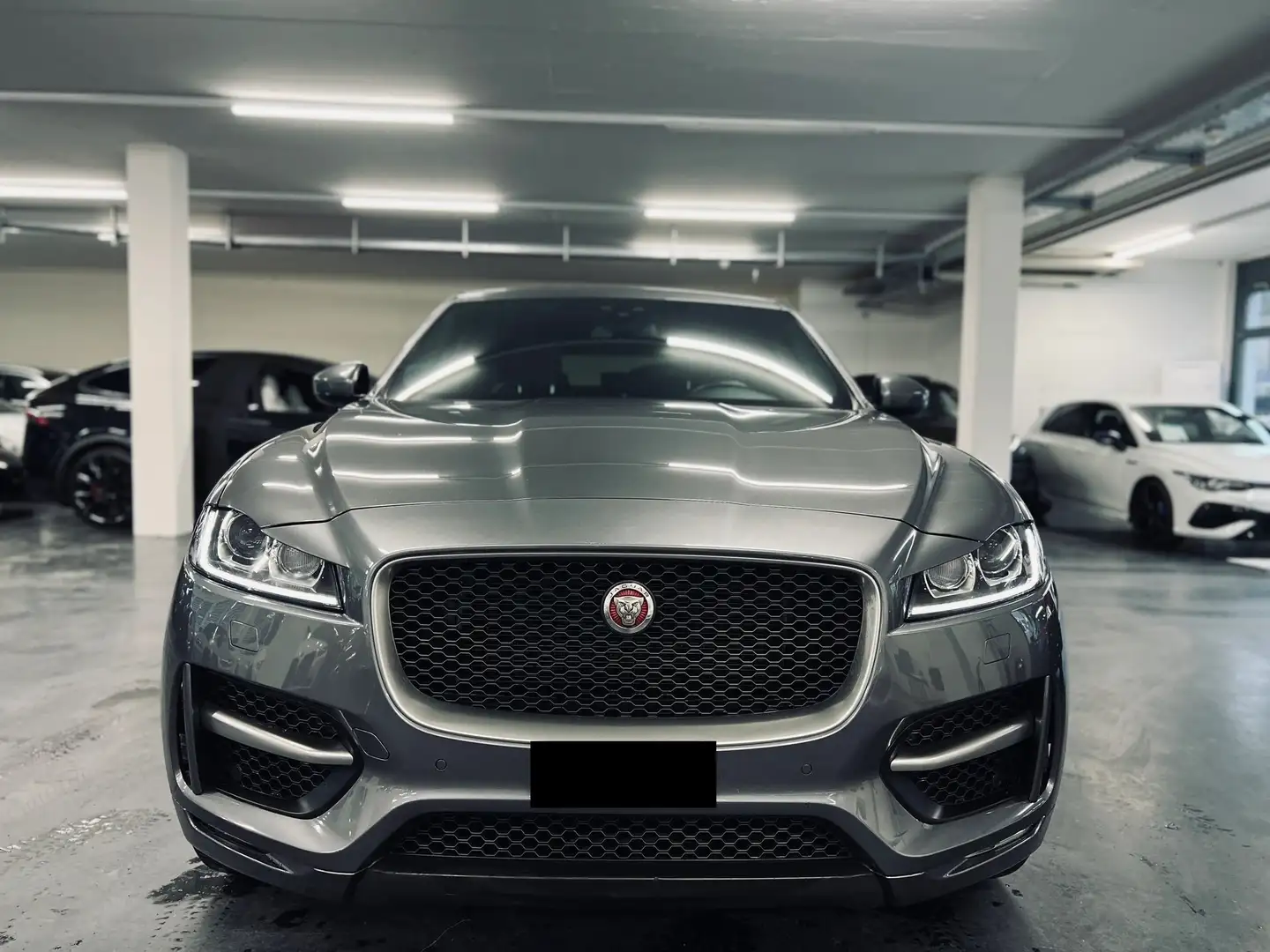 Jaguar F-Pace Jagua***JAGUAR F-Pace 2.0 D 180 *R-Sport* AWD Grigio - 2