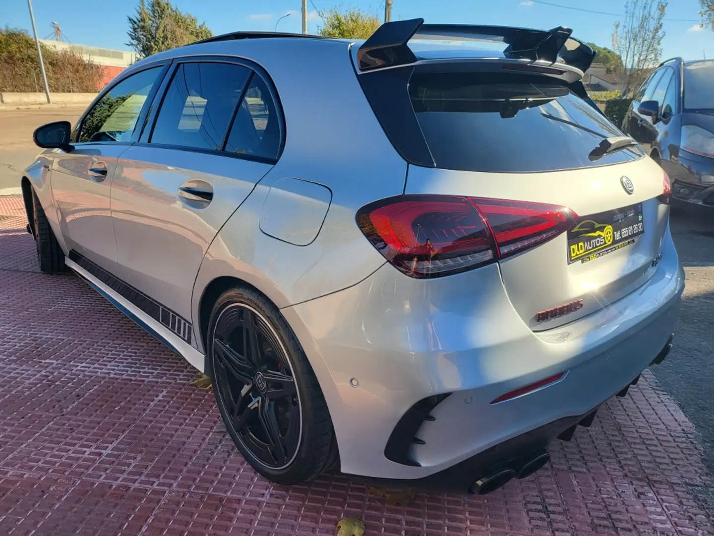 Mercedes-Benz A 45 AMG S 4Matic+ 8G-DCT Gris - 2