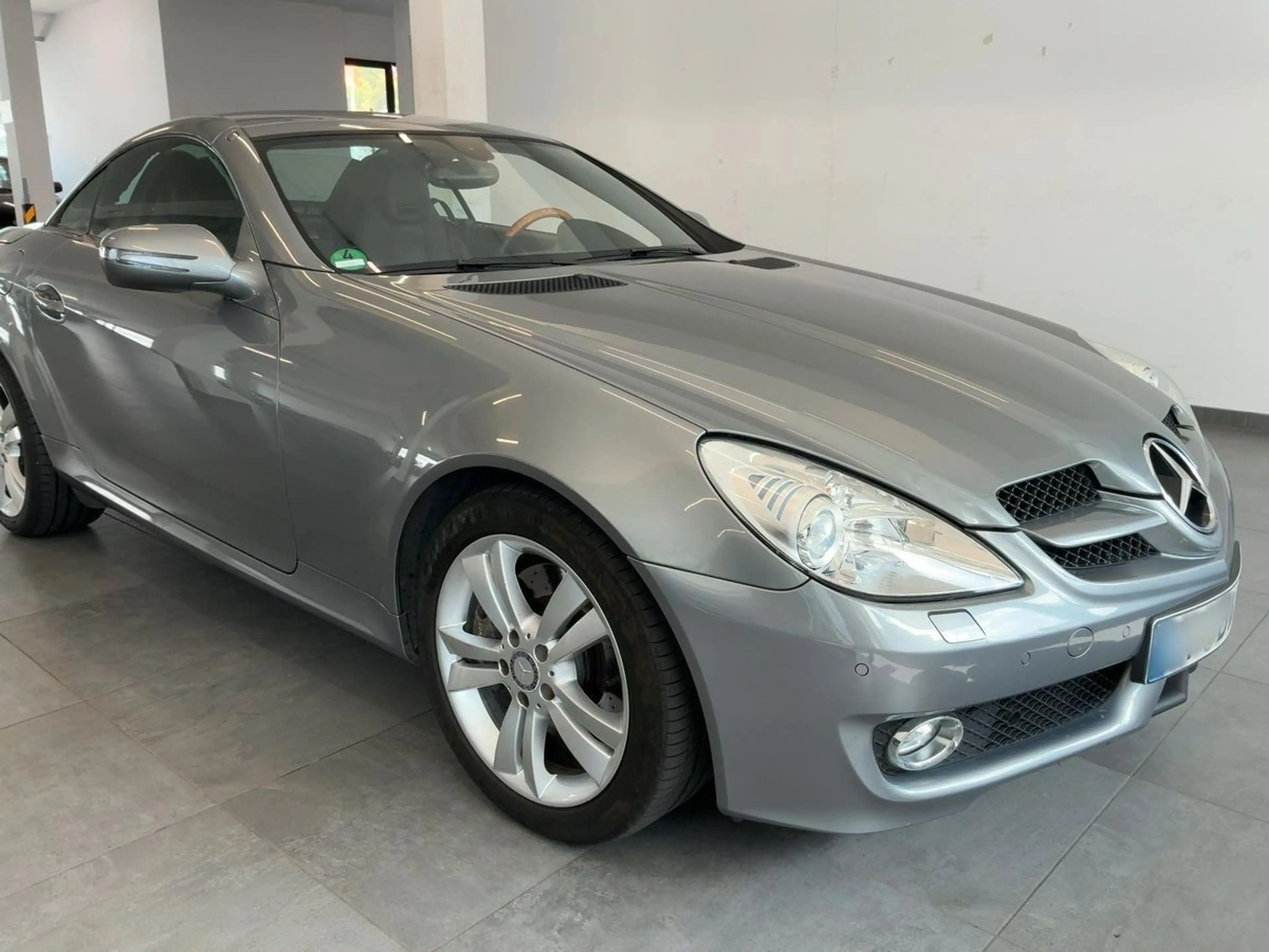 Mercedes-Benz SLK 350 *SPORTMOTOR*AIRSCARF*TEMPOMAT*DESIGNO*