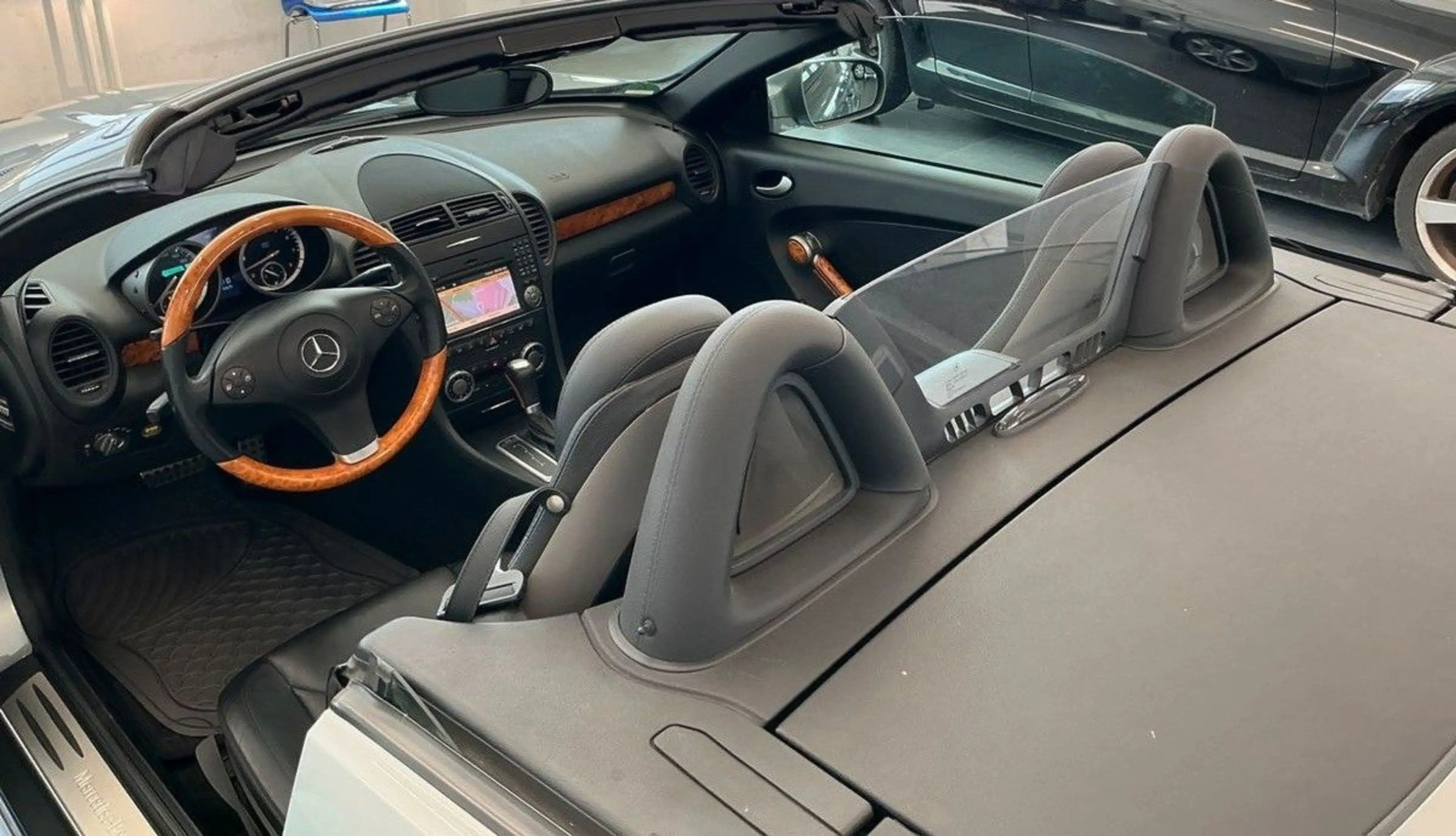Mercedes-Benz SLK 350 *SPORTMOTOR*AIRSCARF*TEMPOMAT*DESIGNO* — photo 14