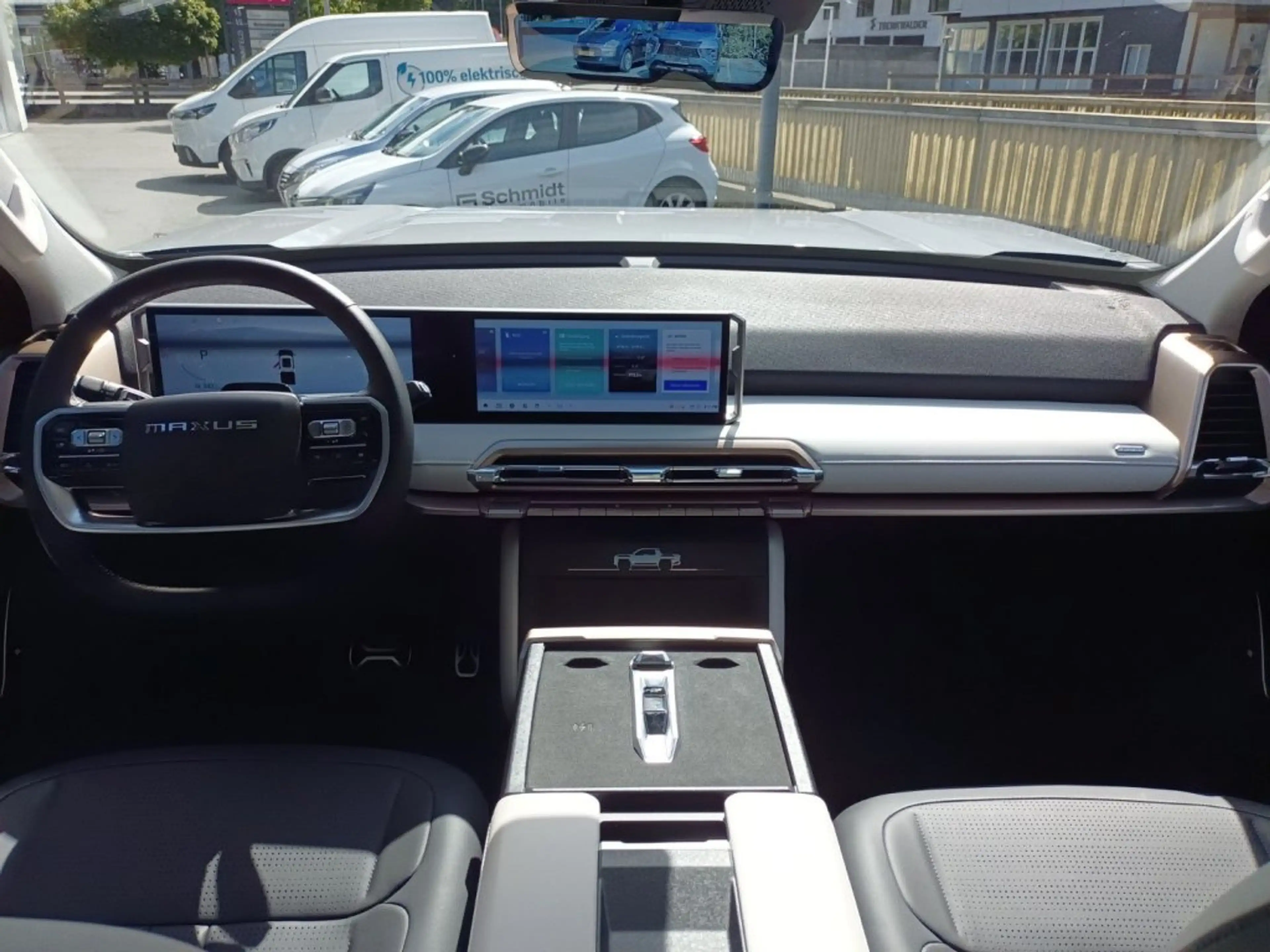 Maxus eTERRON 9 3 102kWh 4WD Flagship — photo 8