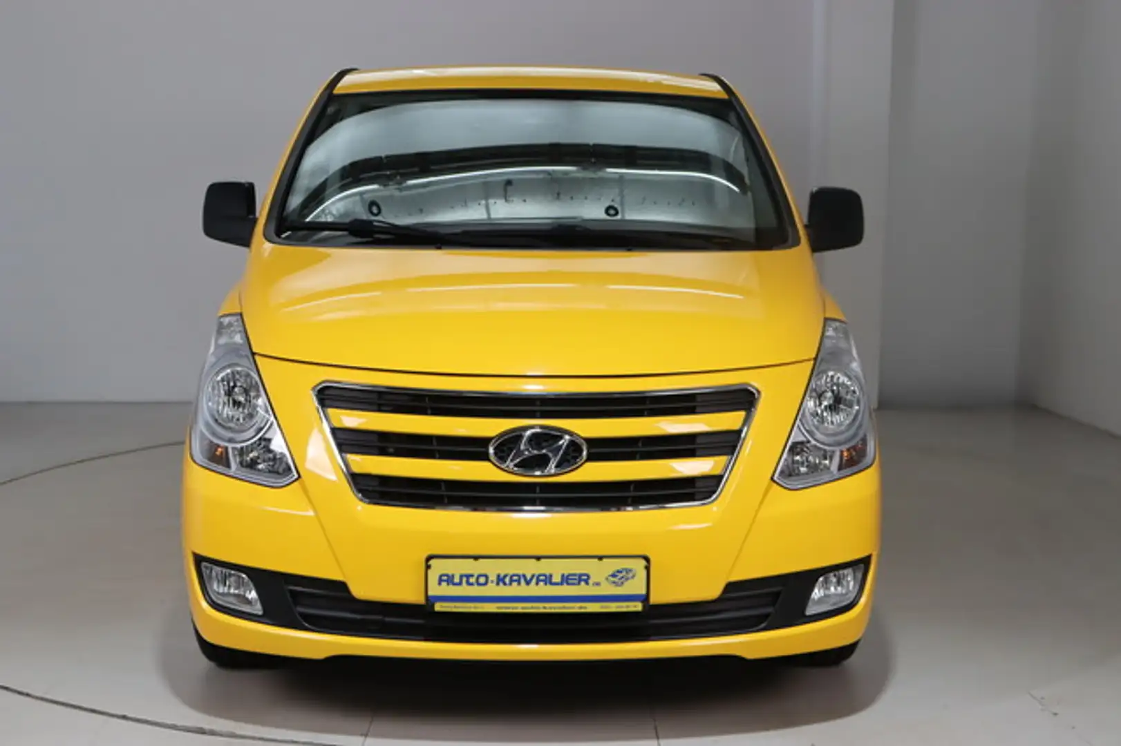 Hyundai H-1 2.5CRDi Starex * RFK * Lenkradhzg. * Navi Geel - 2
