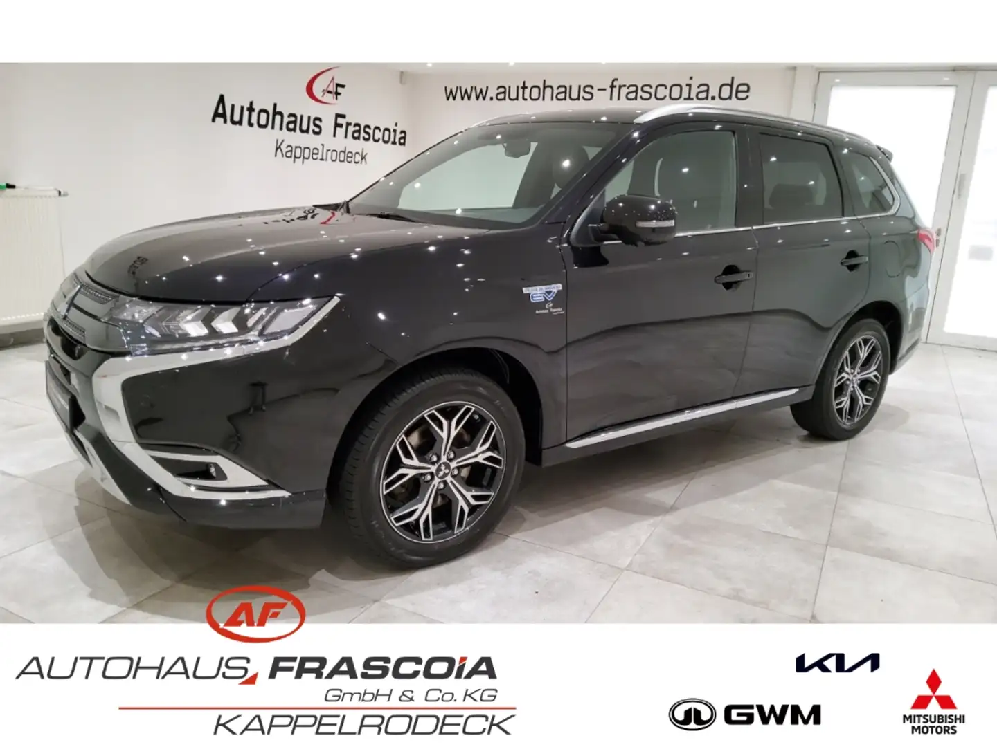 Mitsubishi Outlander 2.4 PLUS Intro 4WD Leder PDC 360grad Kam Apple Car Negru - 1
