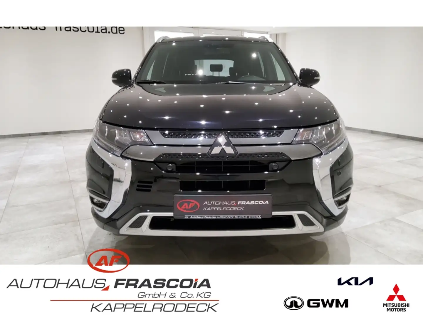 Mitsubishi Outlander 2.4 PLUS Intro 4WD Leder PDC 360grad Kam Apple Car Negru - 2