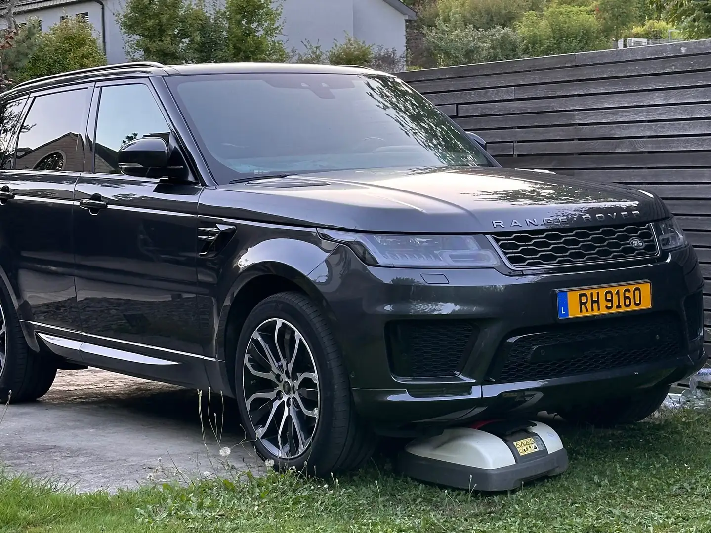 Land Rover Range Rover Sport Range Rover Sport 3.0 SDV6 HSE Dynamic Серый - 1
