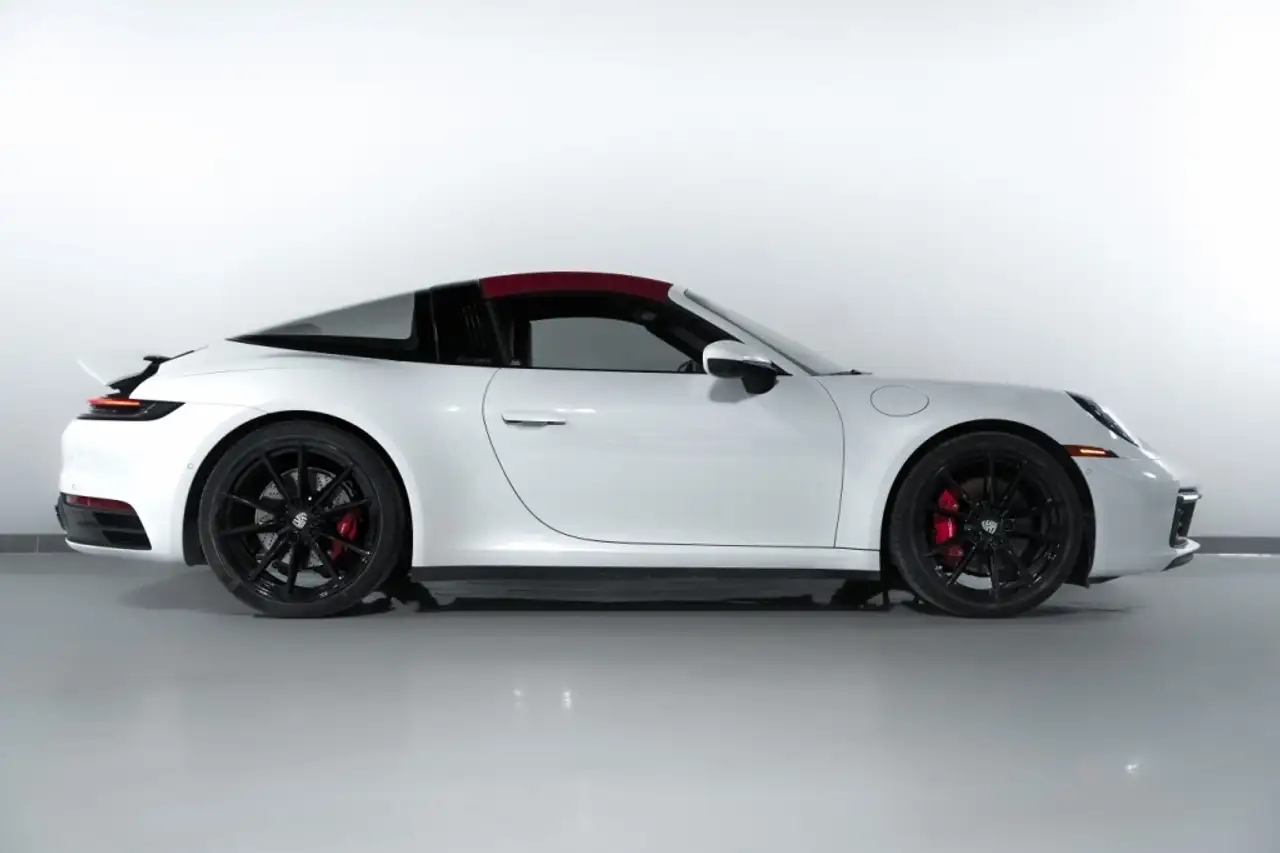 Porsche 911 снимка Porsche 911