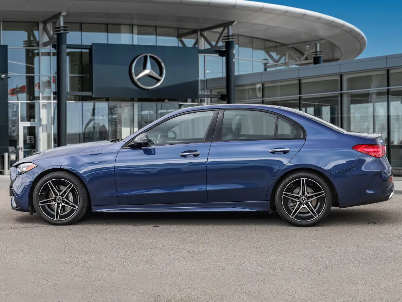 Mercedes-Benz C-Class photo Mercedes-Benz C-Class