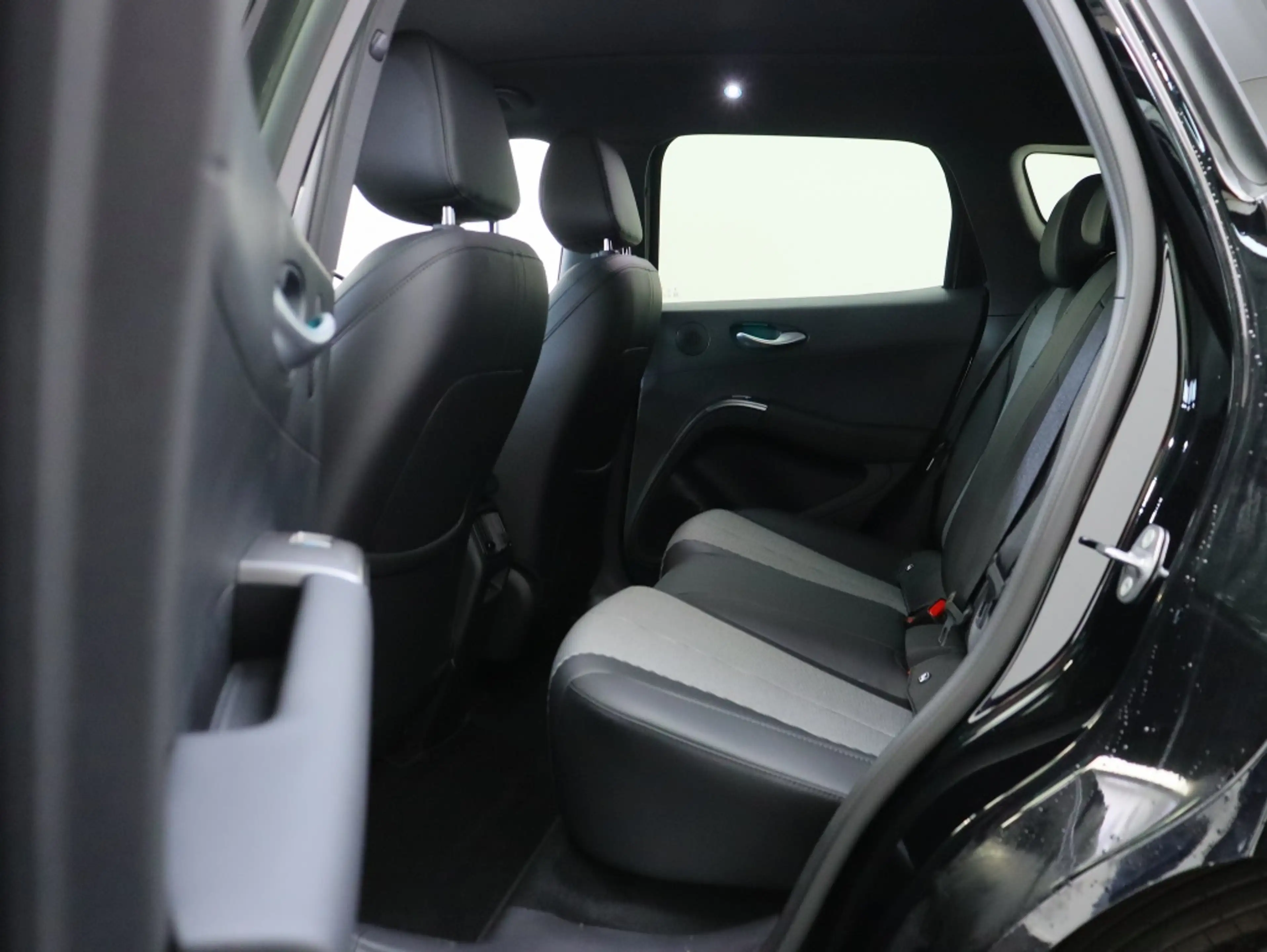 BYD Dolphin G 1.5 DM-i Comfort | € 1.000 ACTIE | BYD Dealer | Pr — photo 15