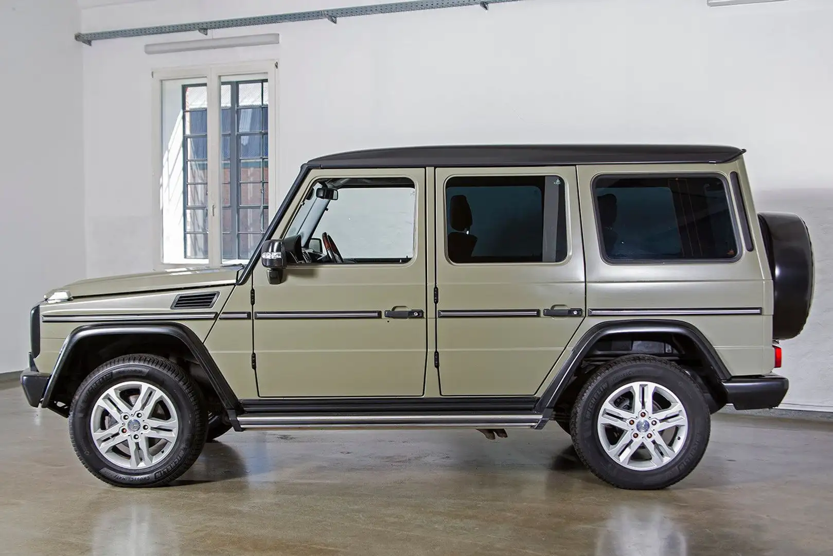 Mercedes-Benz G 500 1.Hand, Mattgrün Foliert Schwarz - 2