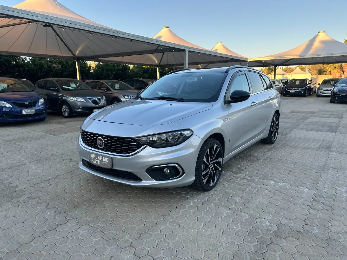 Fiat Tipo 1.6 Mjt S&S DCT SW Lounge Argento - 1