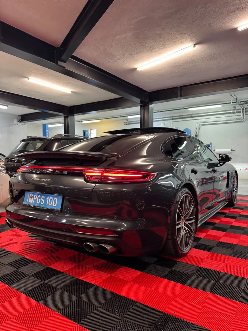 Porsche Panamera 4 E-Hybrid Executive Aut./Pano Grau - 2